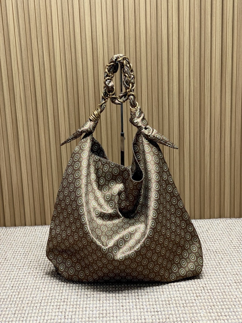 Y51 shopping bags
